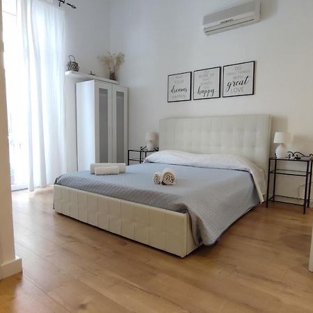 Bed and Breakfast Living Кальяри Экстерьер фото