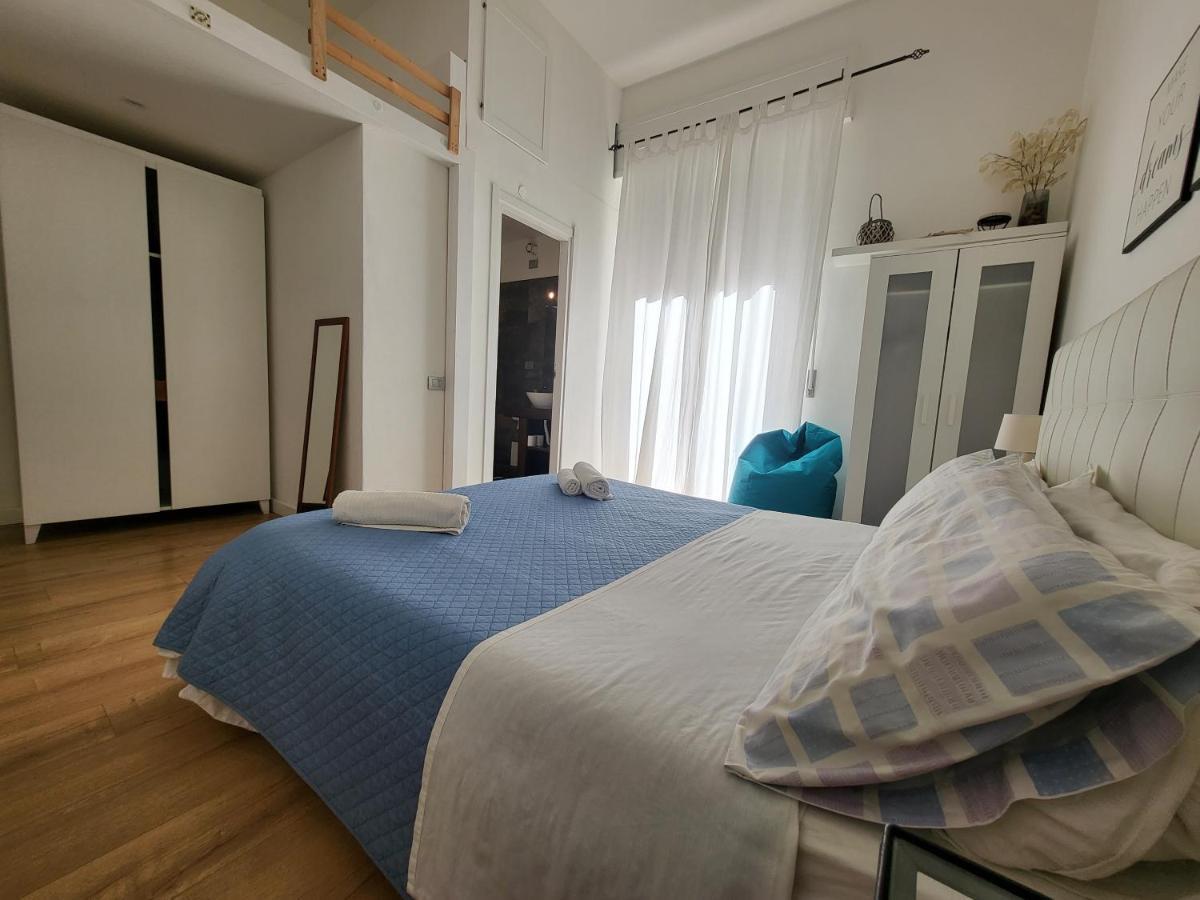 Bed and Breakfast Living Кальяри Экстерьер фото