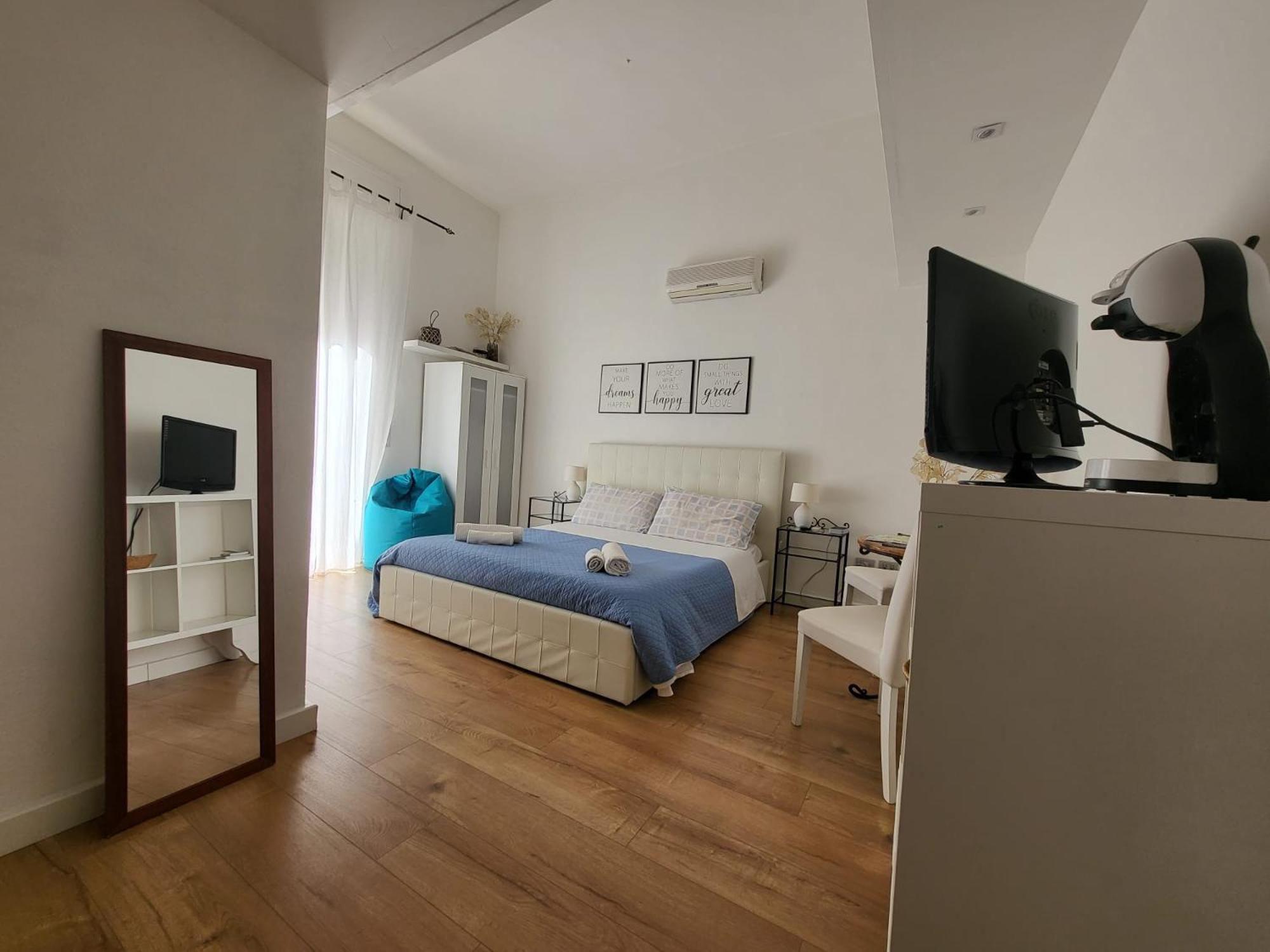 Bed and Breakfast Living Кальяри Экстерьер фото